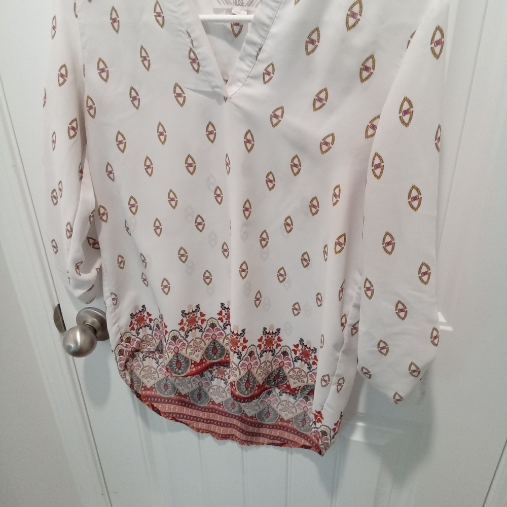 Pink Rose Size S. Patterned White Blouse 3/4 Roll Up Sleeves